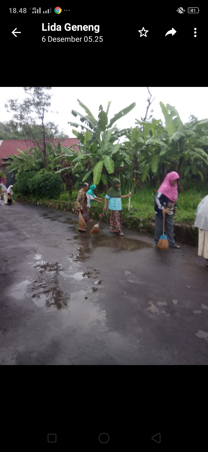 MINGGU BERSIH DI RT 05 RW 03 DUSUN MEDELAN