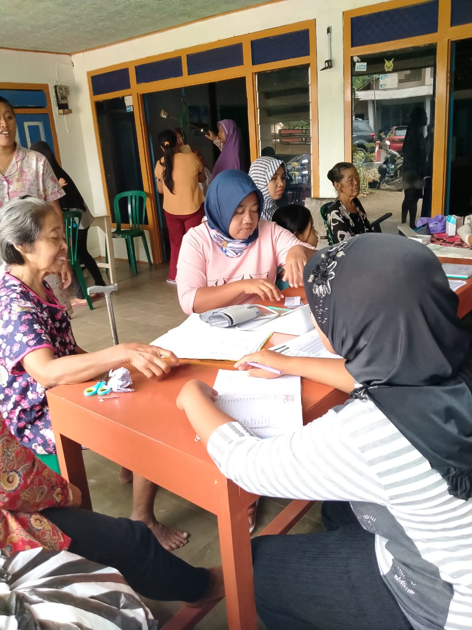 POSYANDU LANSIA DI DUSUN MEDELAN